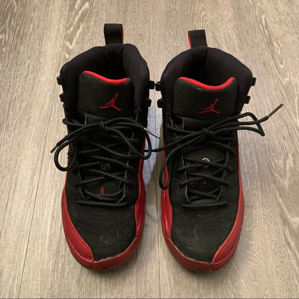 Nike Retro Air Jordan 12 Flu Game 2009 Black Suede W/Red Youth Size 5Y